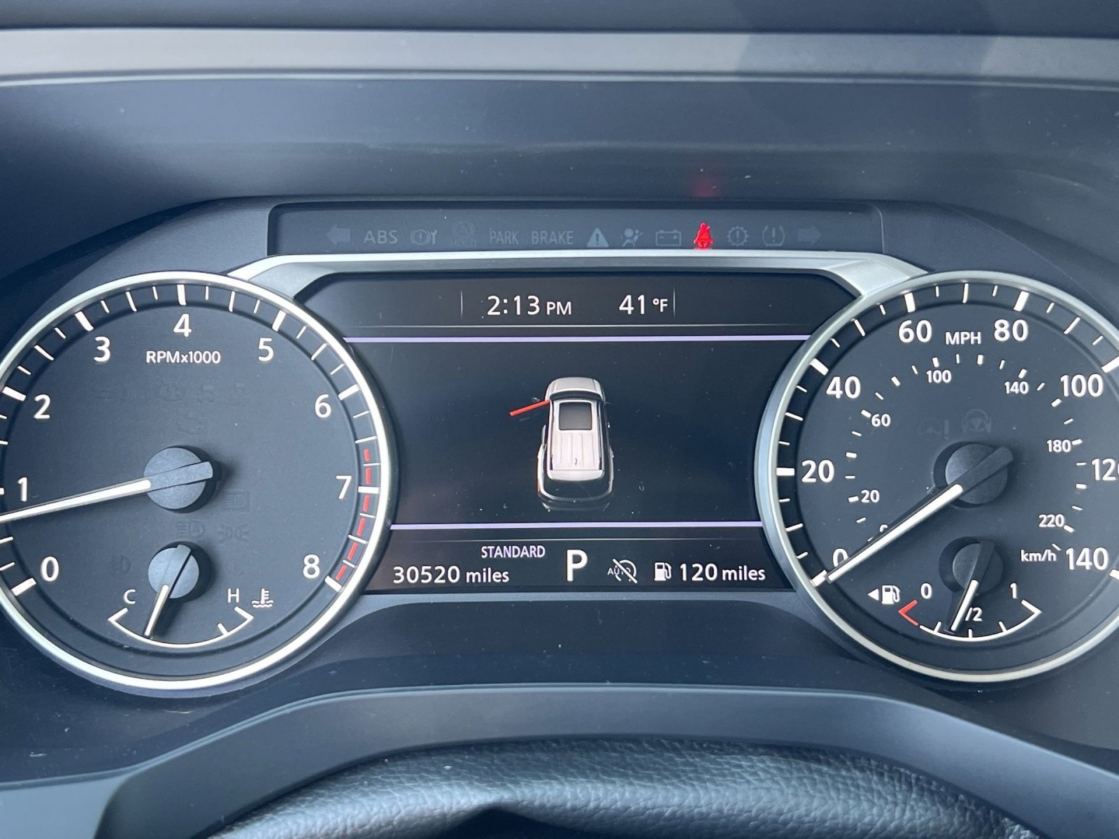 Used 2024 Nissan Pathfinder S image 10