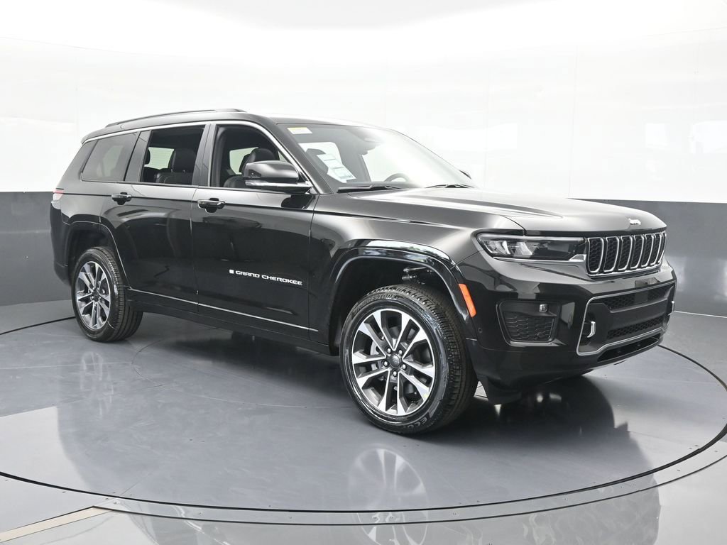 New 2025 Jeep Grand Cherokee L Overland AWD/4WD image 8