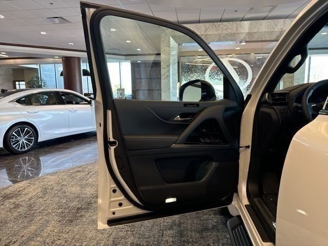 New 2026 Lexus LX 700h Luxury w/ Appearance Package AWD/4WD image 10