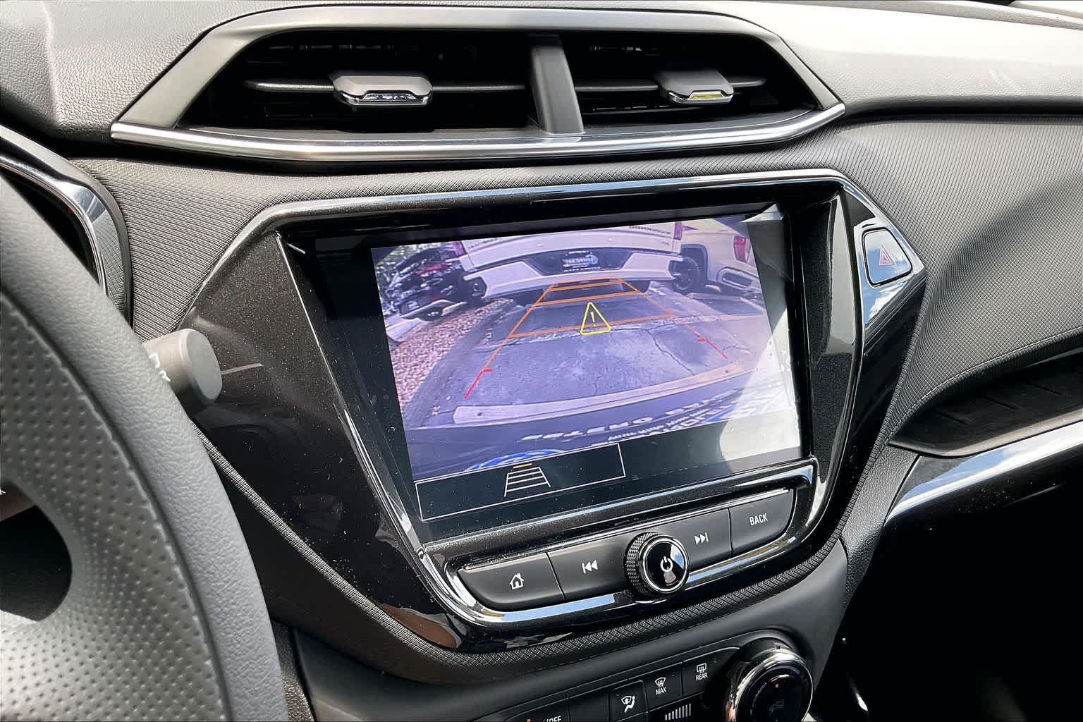 Used 2023 Chevrolet TrailBlazer LT w/ Convenience Package FWD image 21