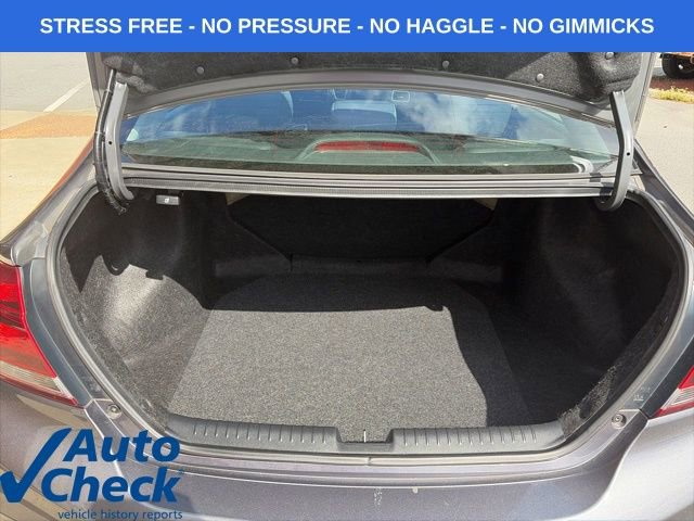 Used 2015 Honda Civic SE image 6