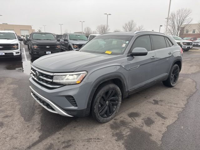 Used 2022 Volkswagen Atlas Cross Sport SE image 3