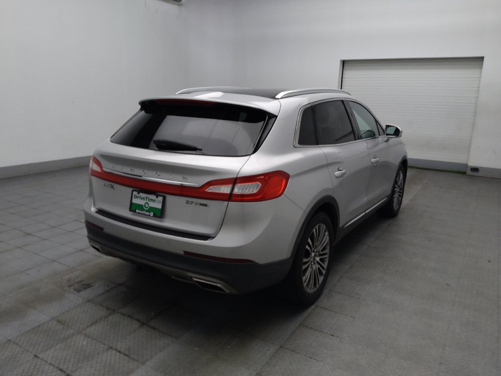 Used 2016 Lincoln MKX Reserve w/ Luxury Package FWD image 9