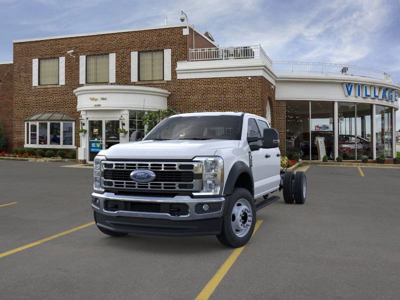 New 2026 Ford F550 4x4 Crew Cab image 2