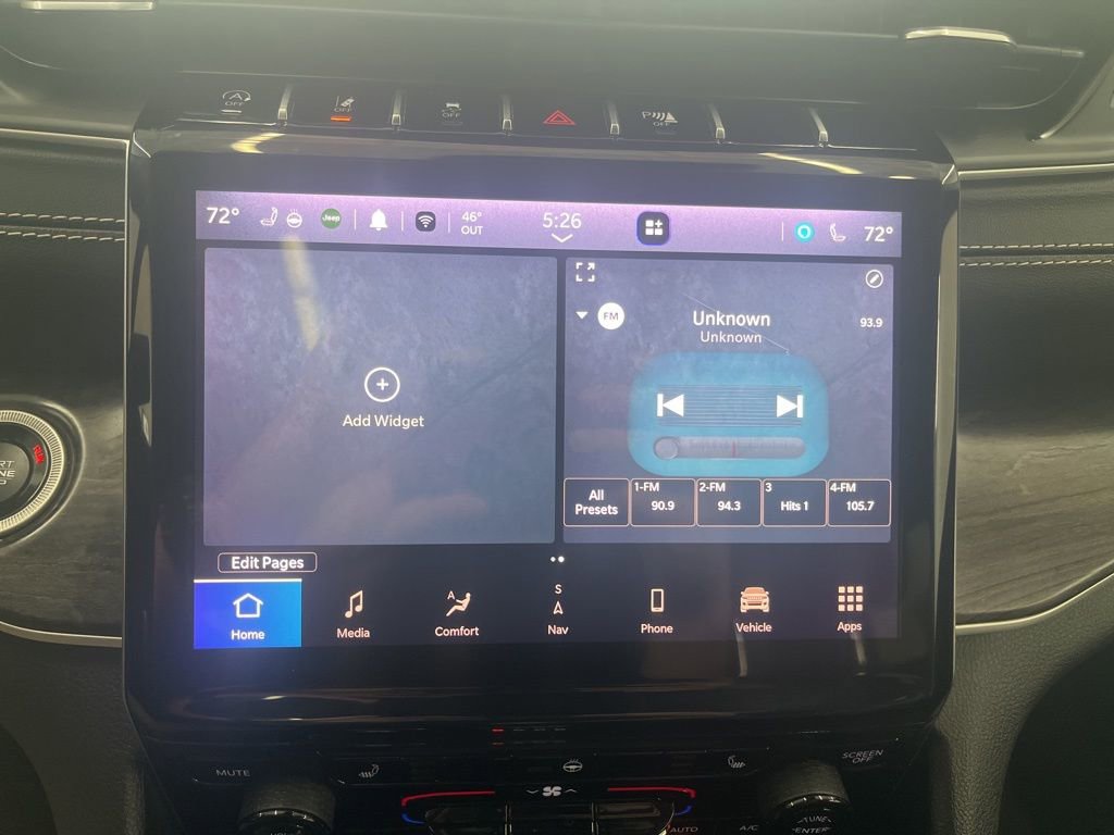 Used 2023 Jeep Grand Cherokee L Limited w/ Rear Seat Video Group I image 23