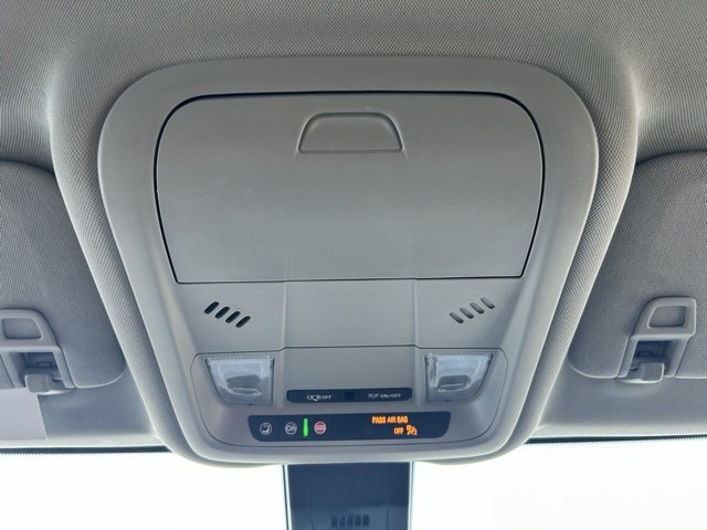 Used 2021 Chevrolet Equinox LT image 16