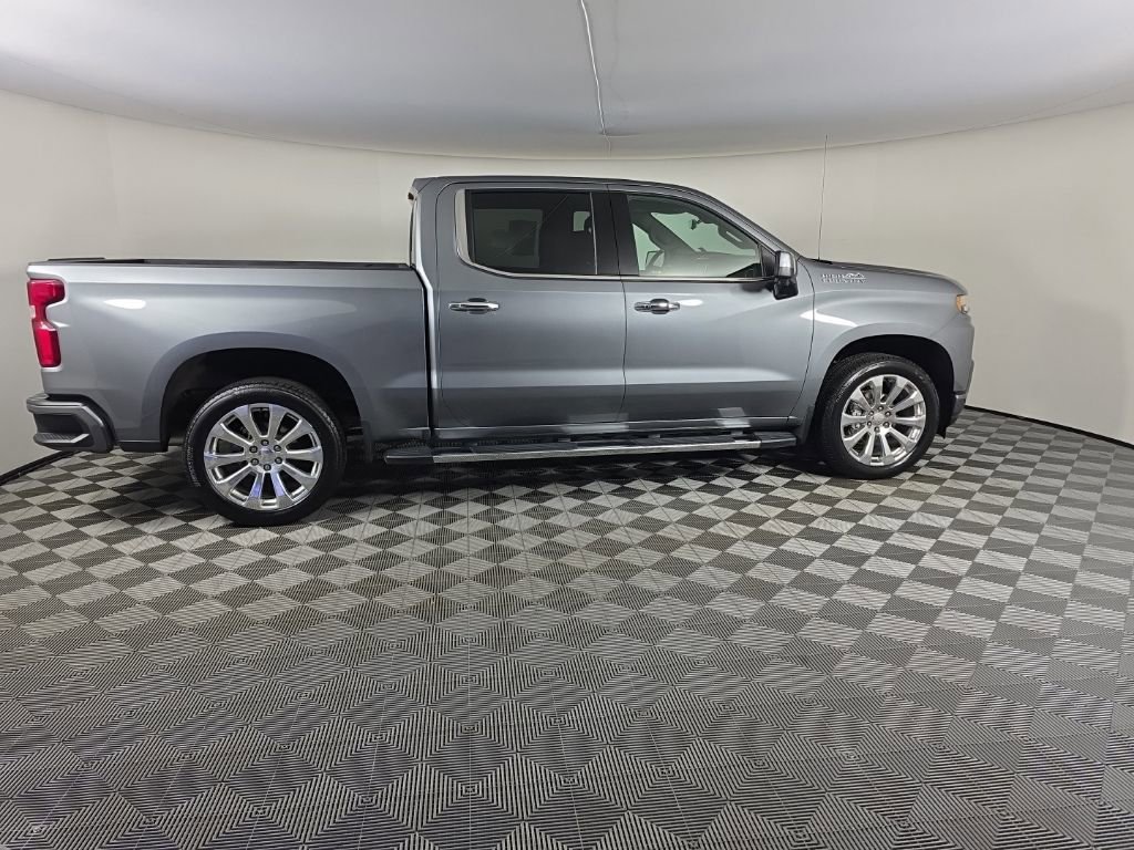 Used 2021 Chevrolet Silverado 1500 High Country w/ Technology Package AWD/4WD image 6