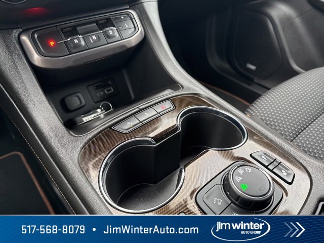 Certified 2023 GMC Acadia AT4 image 31