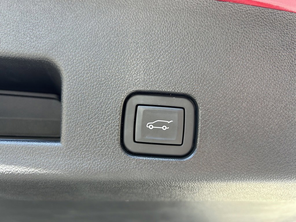 Used 2024 Chevrolet Traverse RS w/ LPO, Floor Liner Package image 48