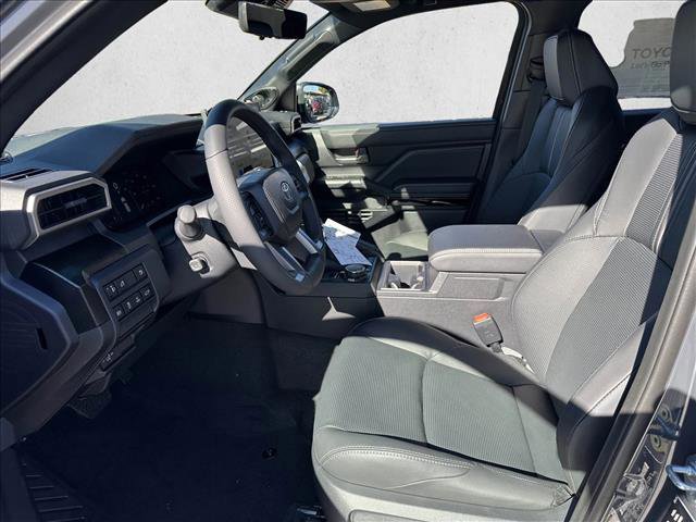 Used 2025 Toyota 4Runner Limited w/ Tow Technology Package AWD/4WD image 11