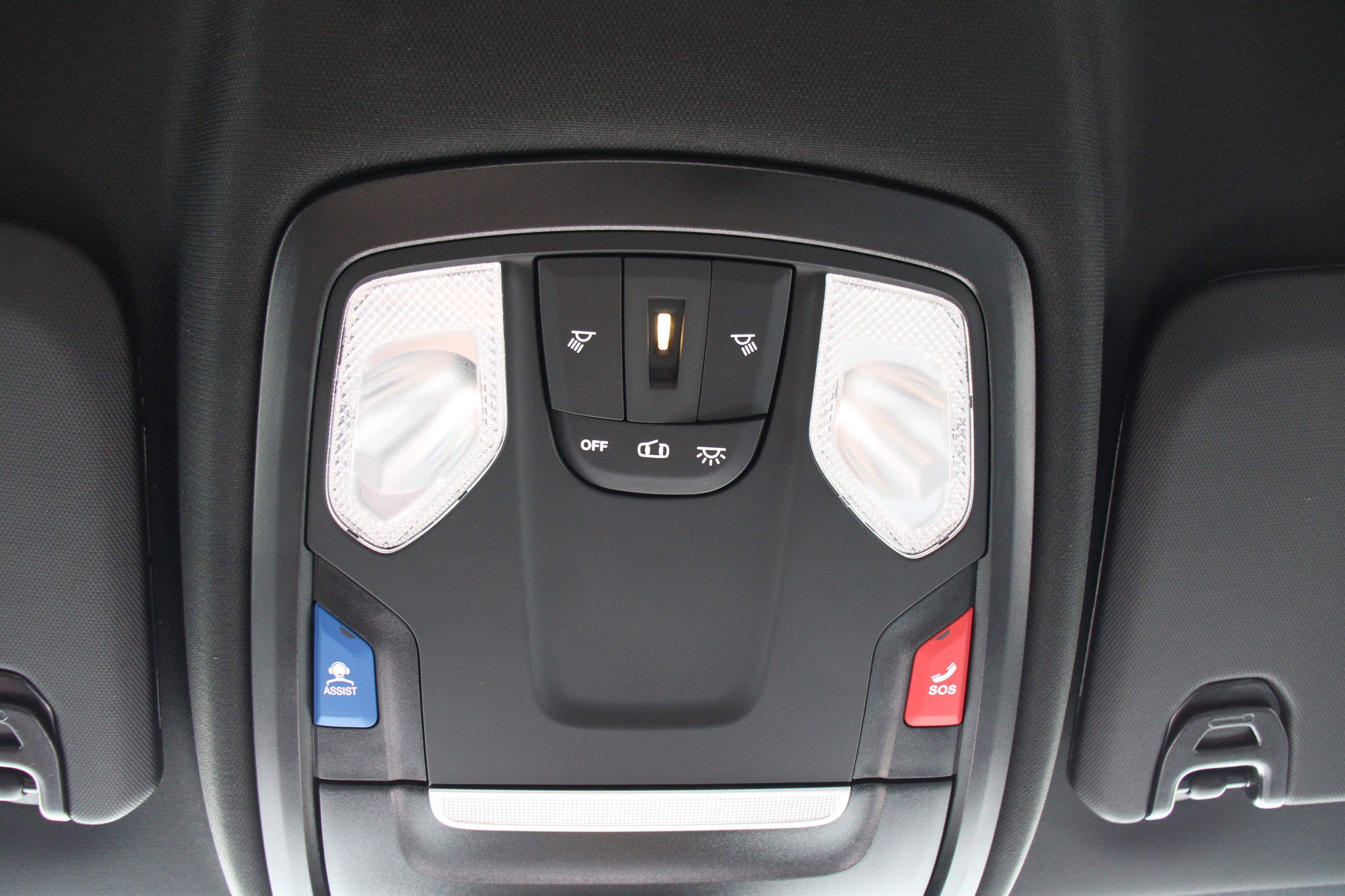 Used 2025 RAM 3500 Tradesman w/ Chrome Appearance Group image 21