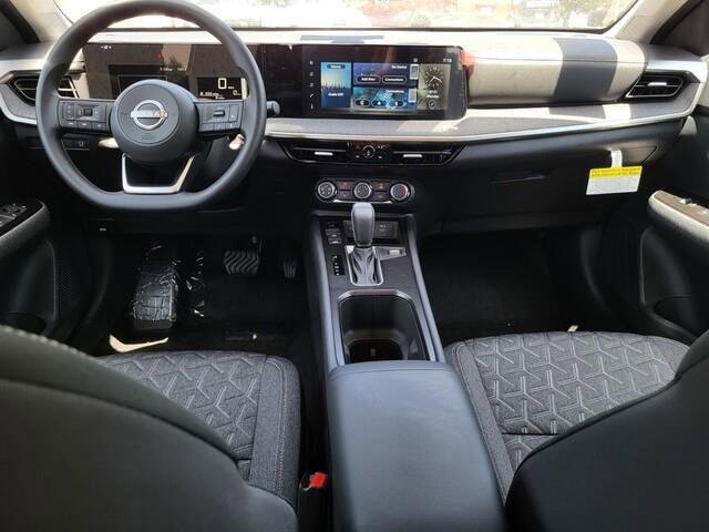 New 2025 Nissan Kicks SV w/ Illumination Package image 20