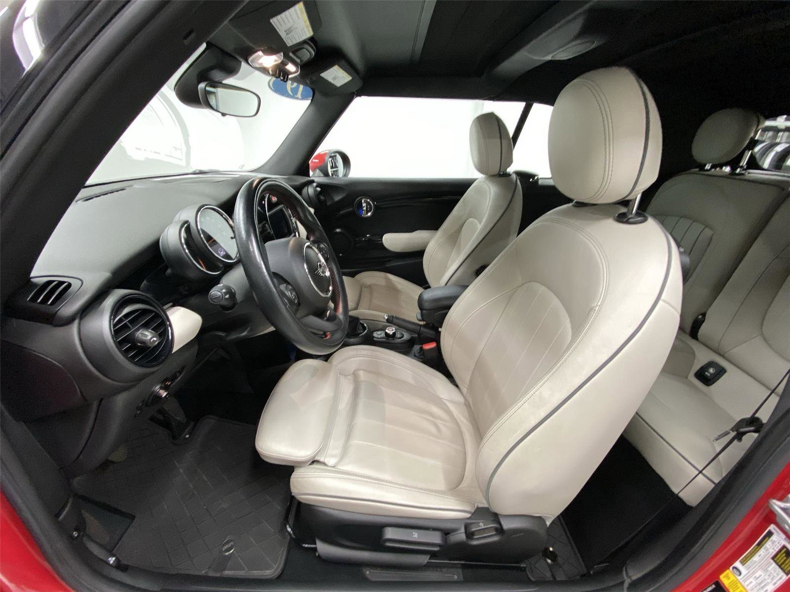 Used 2019 MINI Cooper S image 17