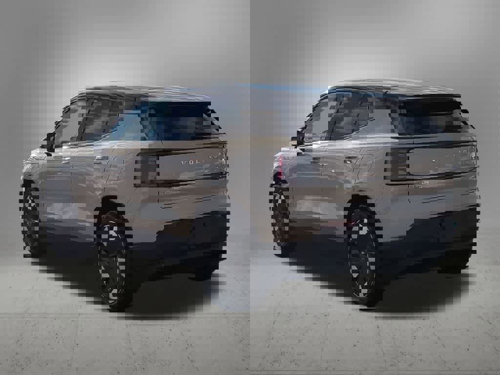 New 2026 Volvo EX30 Plus w/ Protection Package Premier image 4