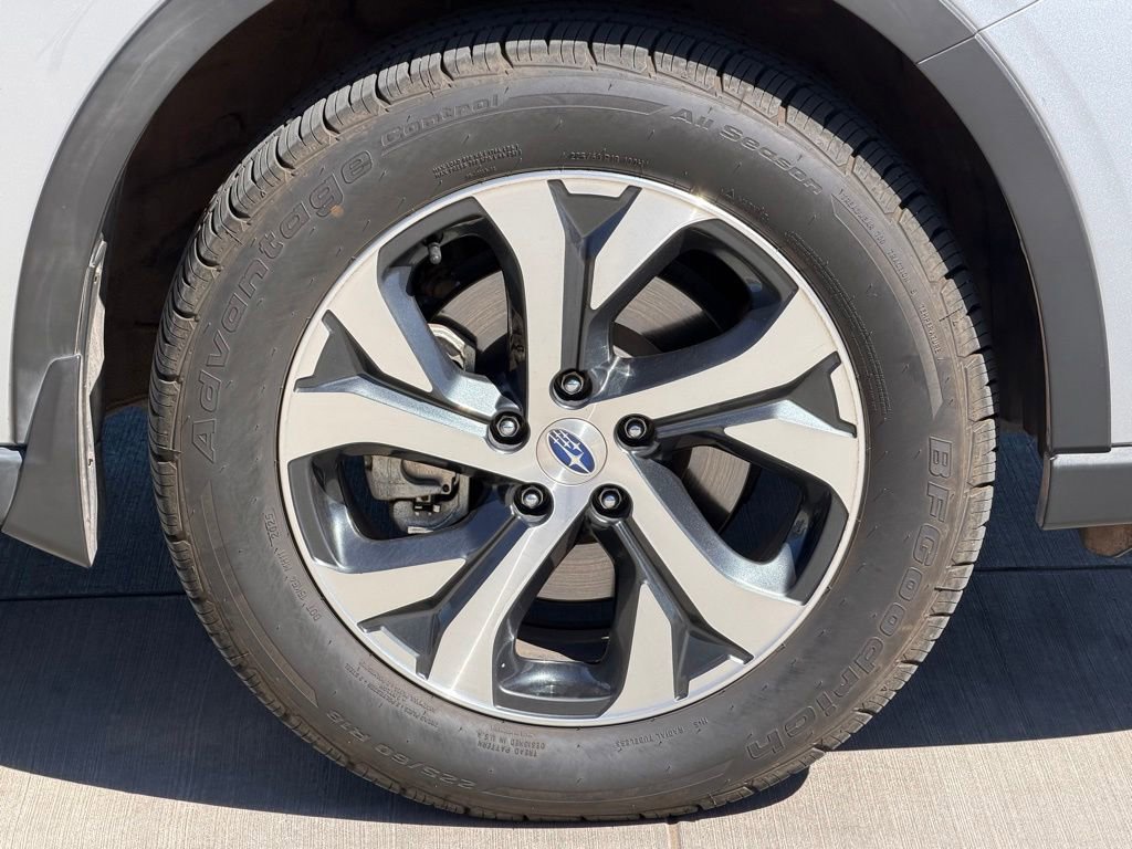 Used 2020 Subaru Outback Limited w/ Popular Package #2 AWD/4WD image 6
