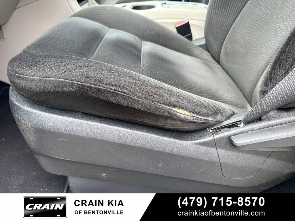 Used 2016 Dodge Grand Caravan SXT FWD image 18