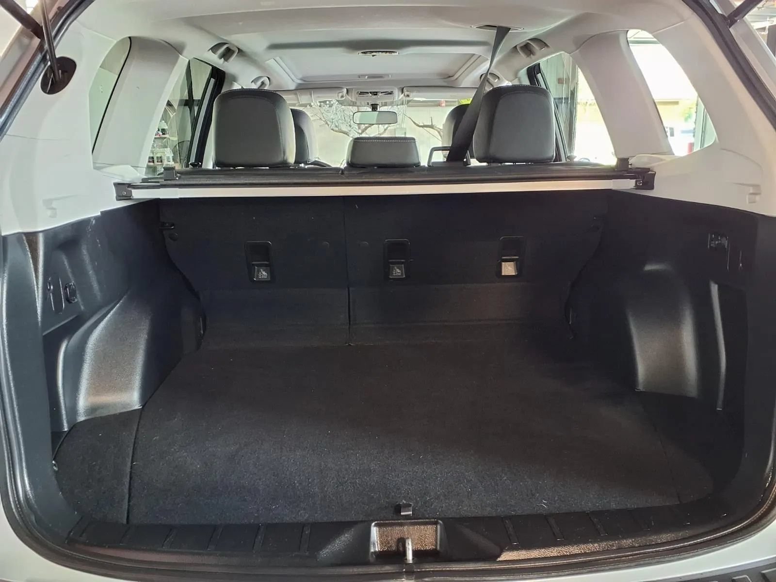 Used 2018 Subaru Forester 2.5i Limited AWD/4WD image 6