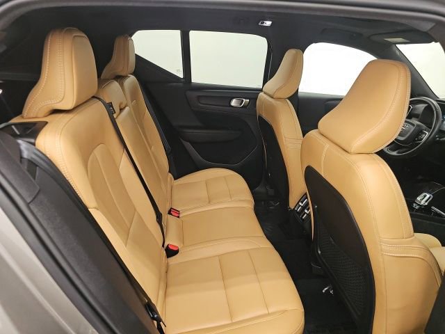 Used 2020 Volvo XC40 T5 Inscription w/ Protection Package AWD/4WD image 35