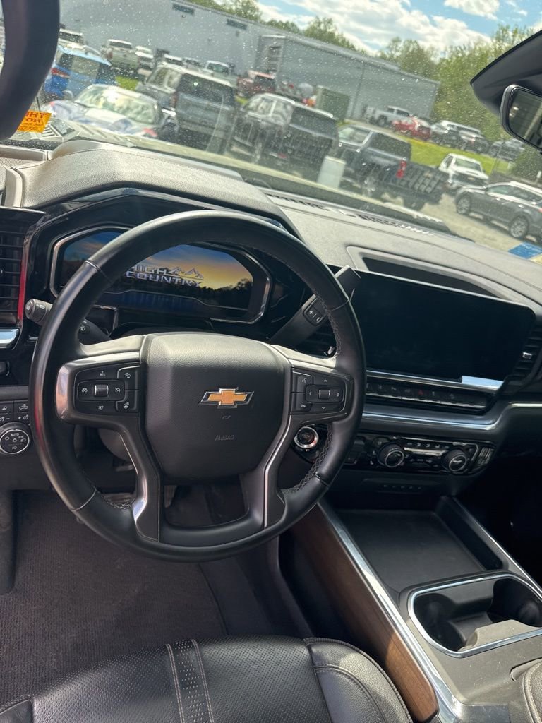 Used 2024 Chevrolet Silverado 2500 High Country w/ High Country Premium Package image 23