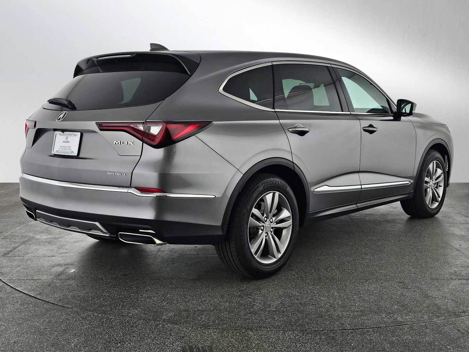 Certified 2025 Acura MDX SH-AWD image 3