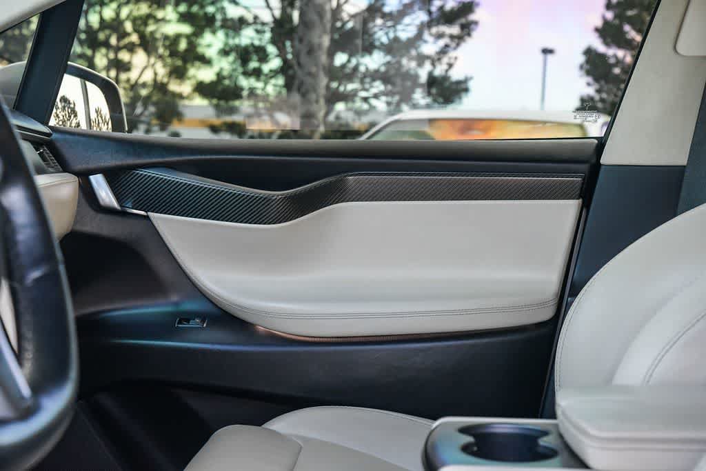 Used 2018 Tesla Model X 75D AWD/4WD image 20