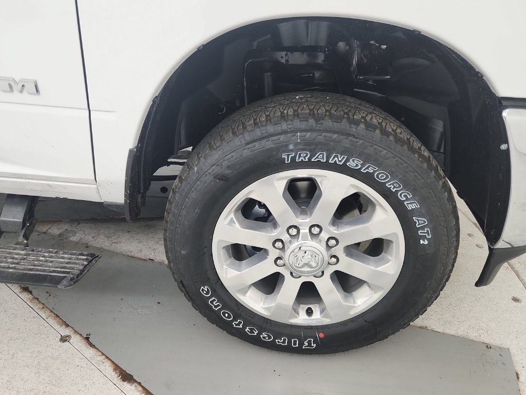 New 2026 RAM 2500 Laramie AWD/4WD image 25