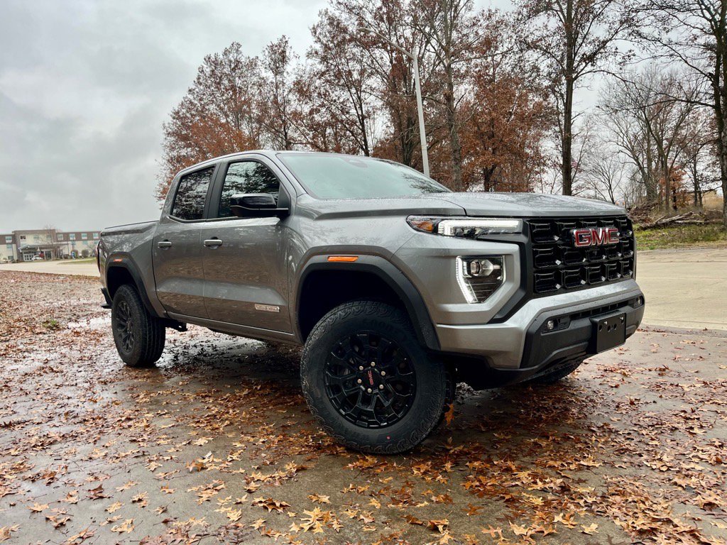 New 2026 GMC Canyon Elevation w/ Convenience Package image 1