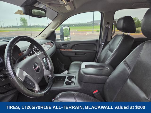 Used 2013 GMC Sierra 2500 SLT w/ Suspension Package, Off-Road AWD/4WD image 11