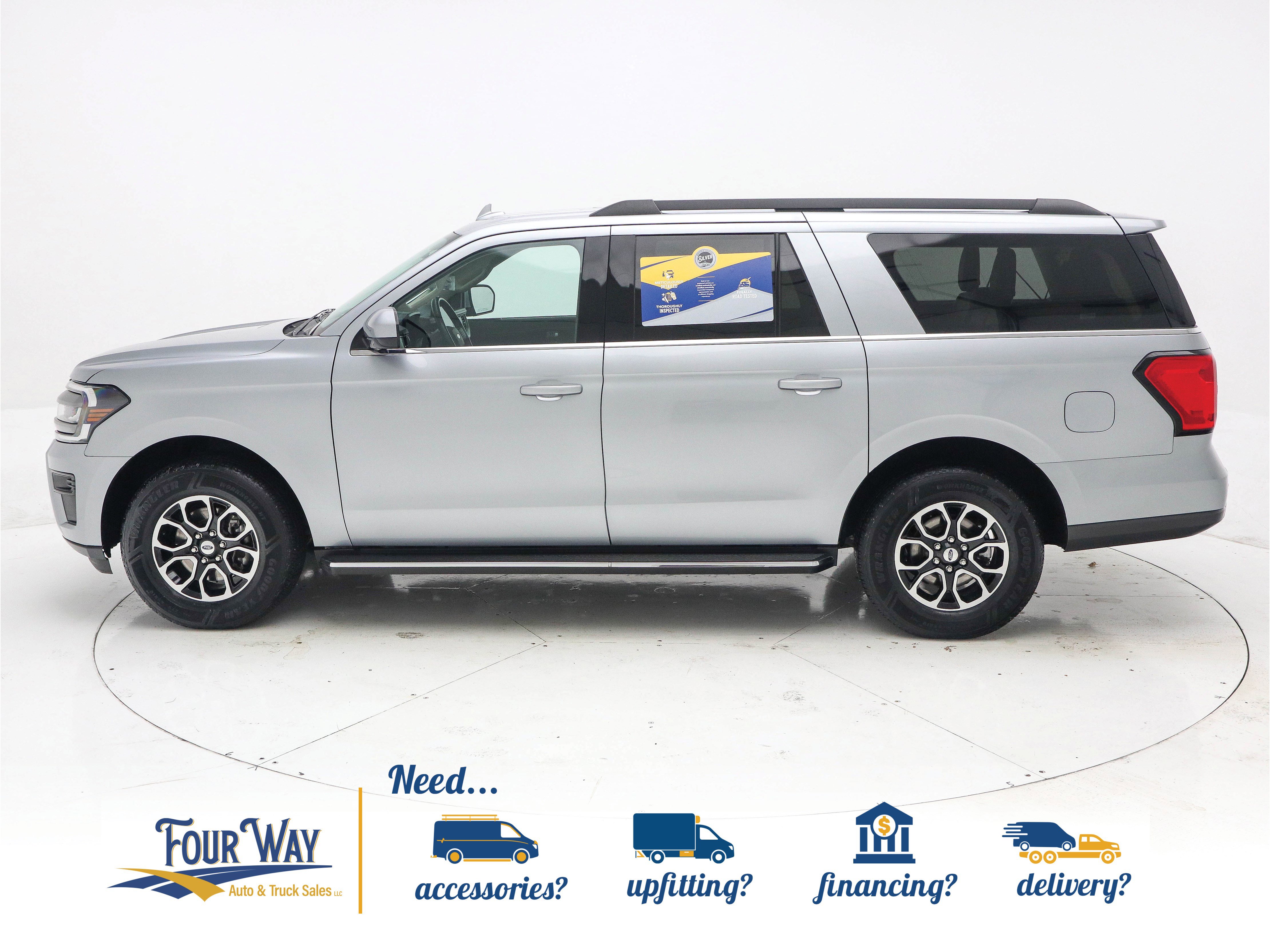 Used 2023 Ford Expedition Max XLT image 7