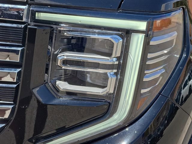 Used 2025 GMC Sierra 1500 SLT RWD image 7