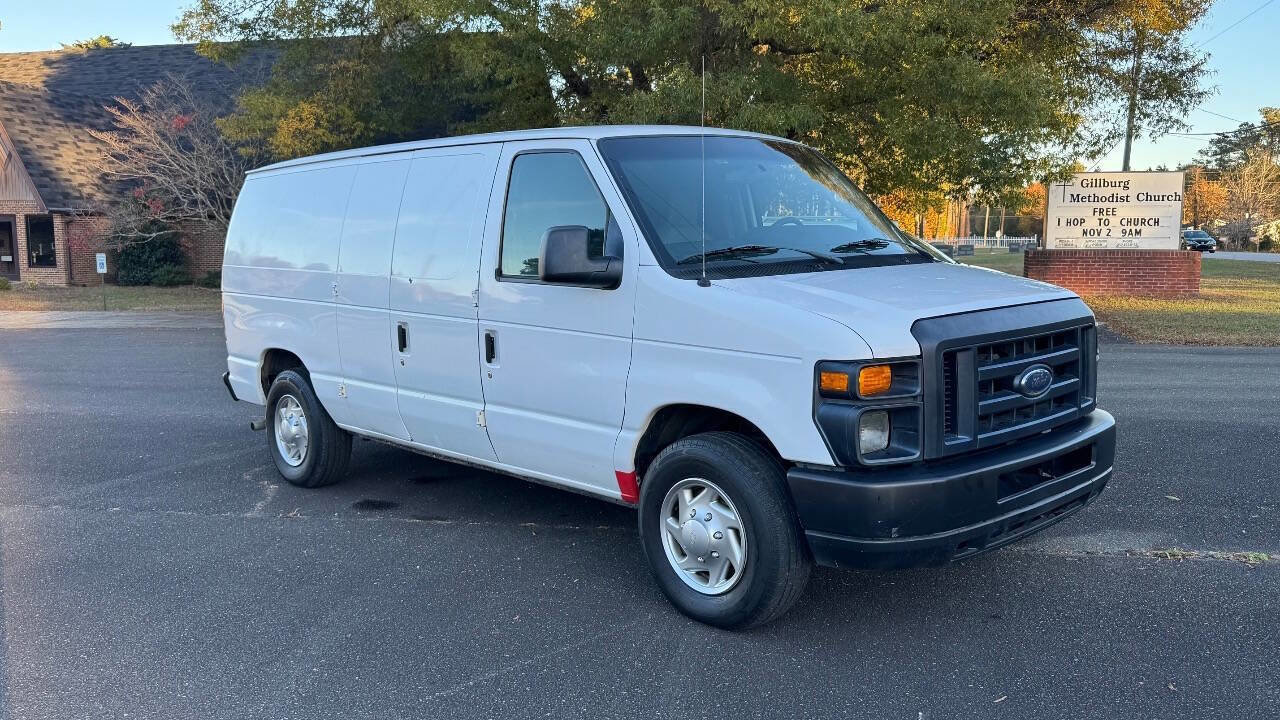 Used 2011 Ford E-250 and Econoline 250 w/ PWR Group image 2