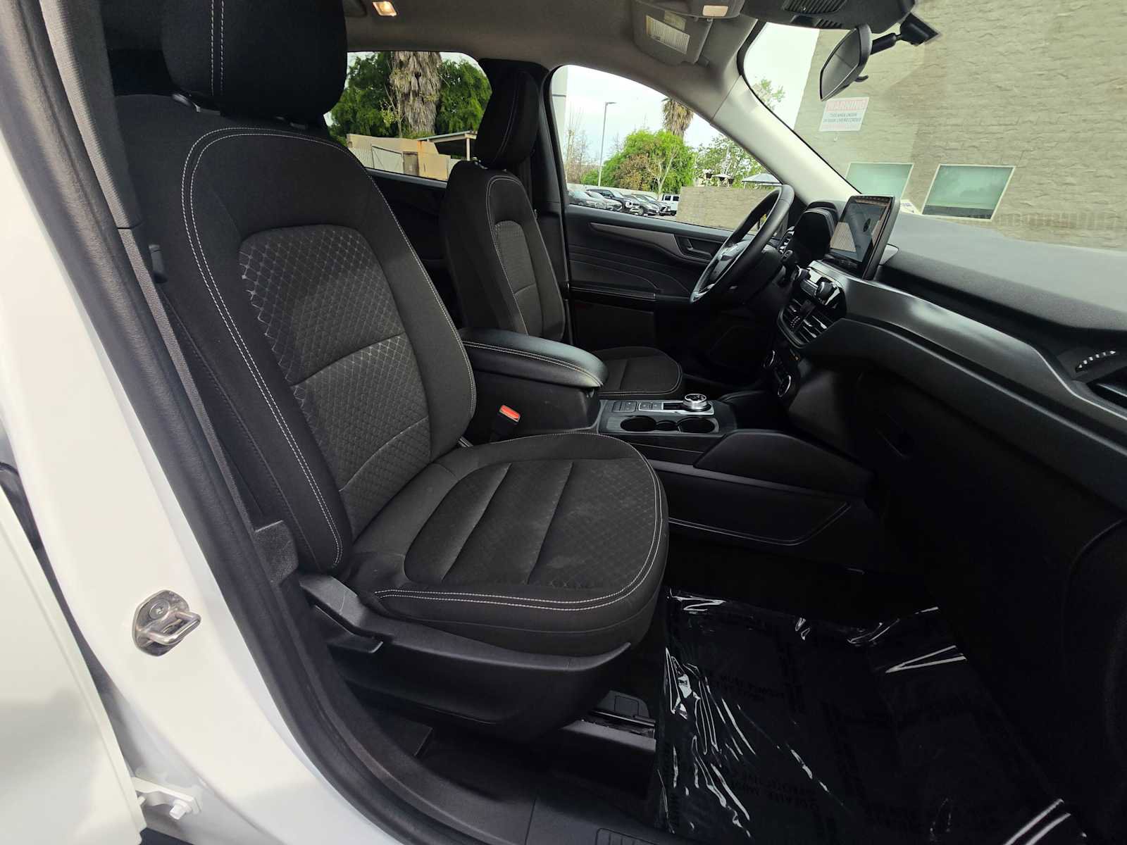 Used 2024 Ford Escape Active image 11