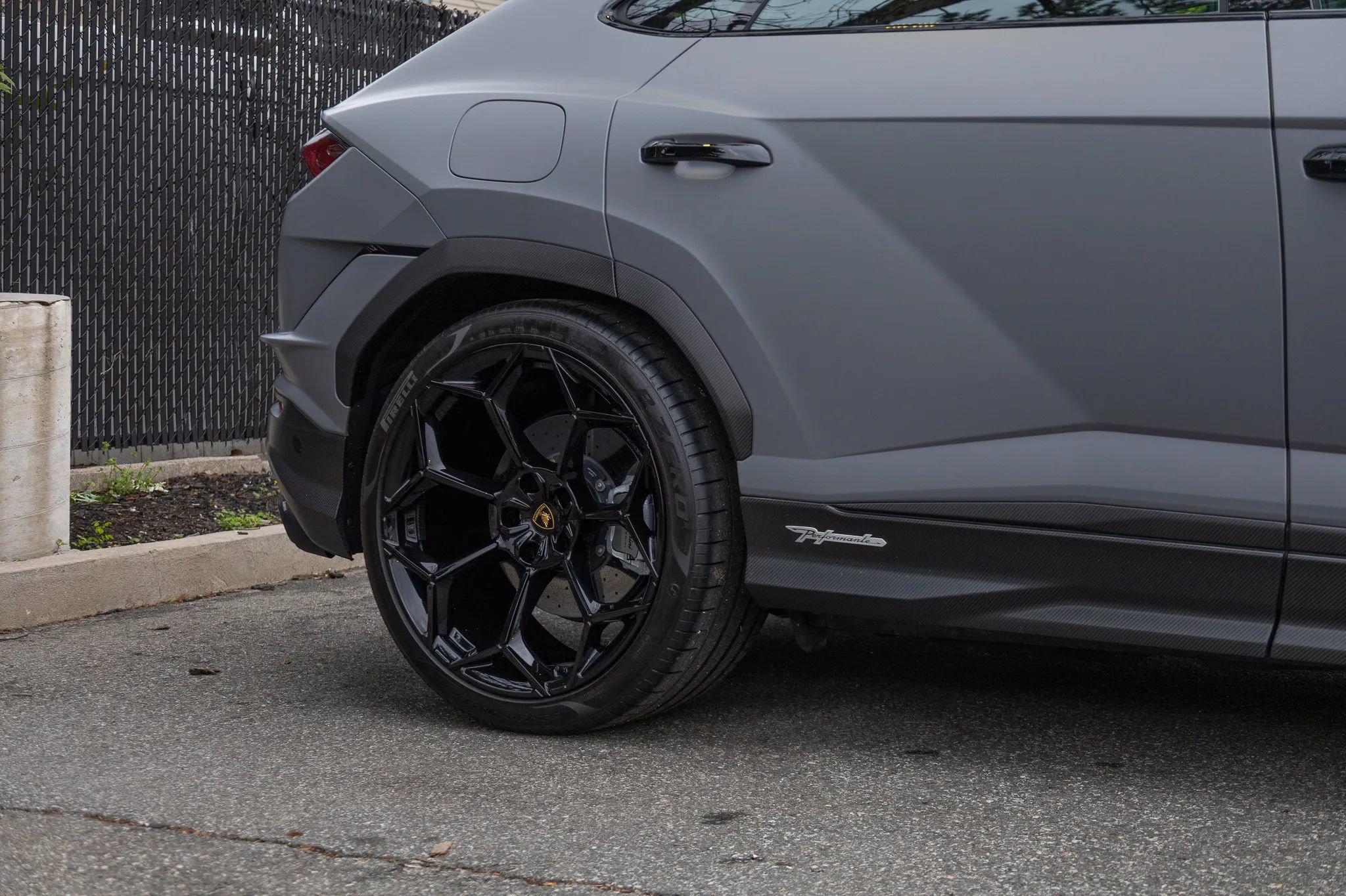 Used 2024 Lamborghini Urus Performante AWD/4WD image 47