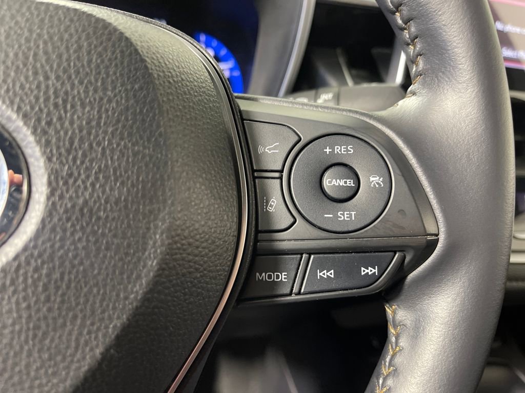 Certified 2022 Toyota Corolla XSE image 28