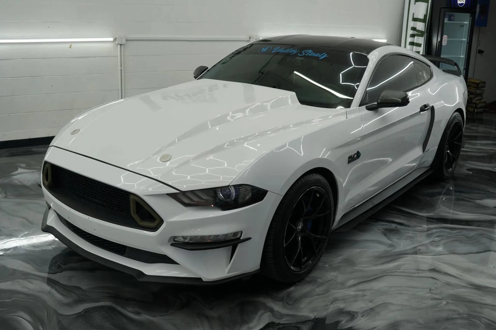 Used 2019 Ford Mustang GT Premium w/ Equipment Group 401A RWD image 45