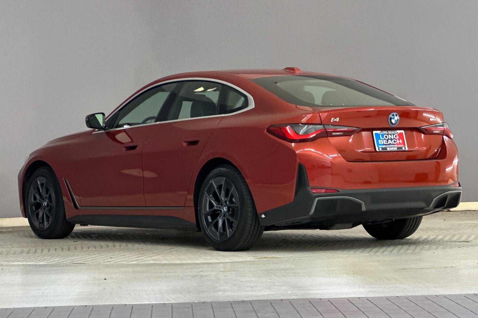 Certified 2023 BMW i4 eDrive35 w/ Premium Package image 3