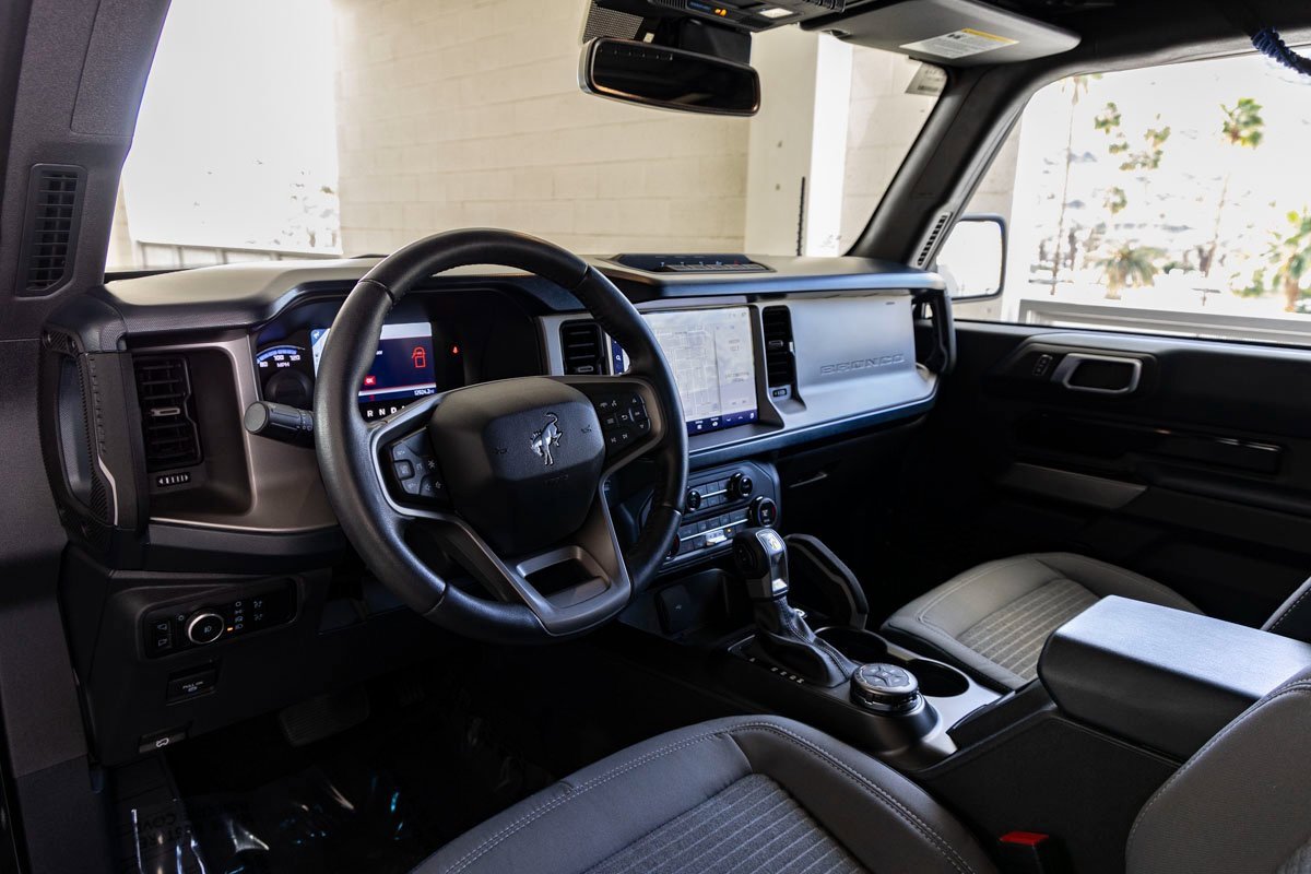 Used 2023 Ford Bronco Outer Banks w/ Sasquatch Package image 18