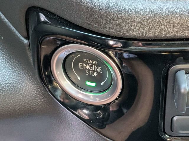 Used 2024 GMC Sierra 1500 SLT w/ SLT Premium Plus Package image 33
