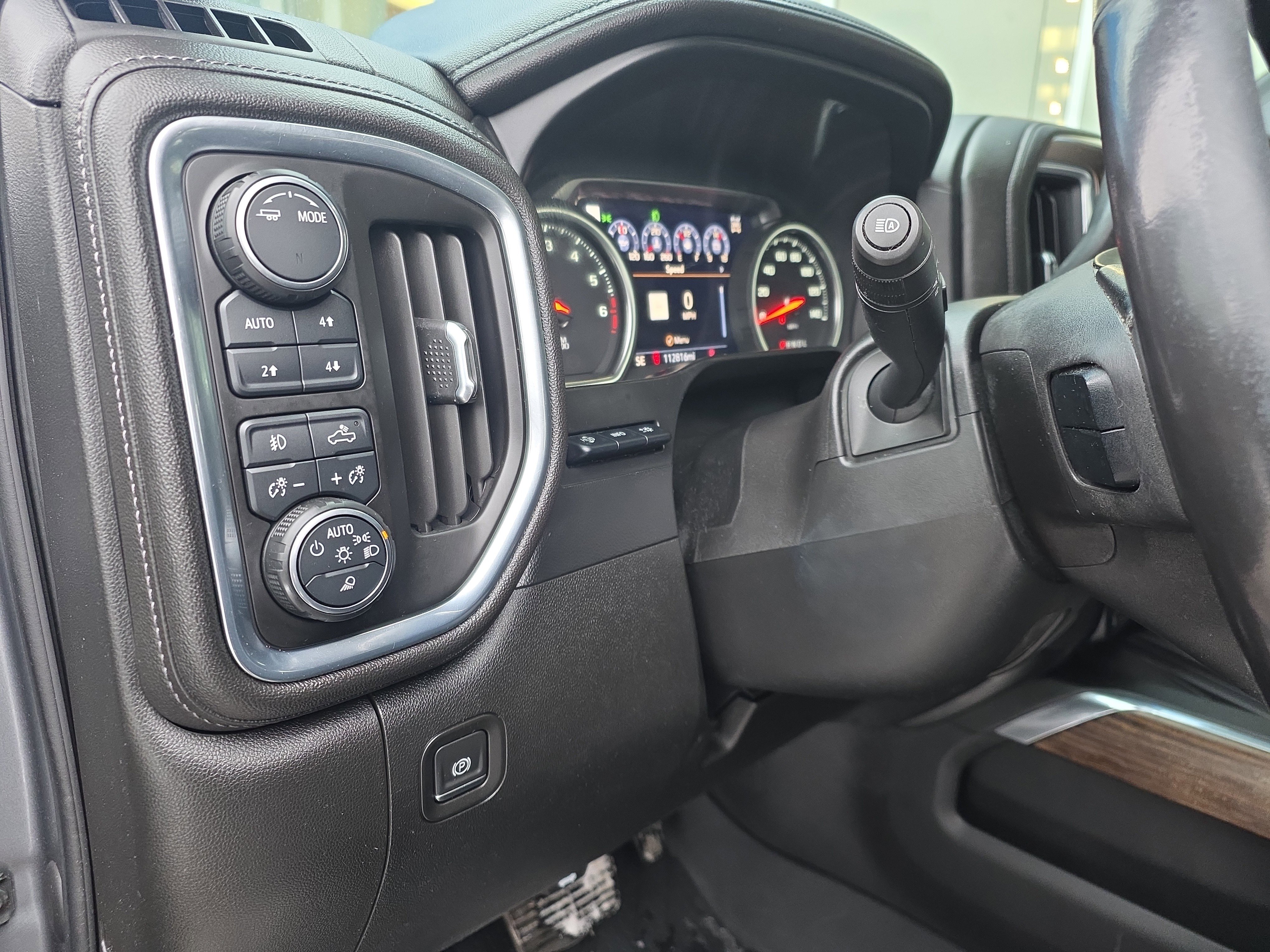 Used 2020 Chevrolet Silverado 1500 High Country w/ Technology Package image 17