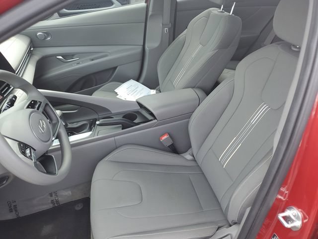 Certified 2024 Hyundai Elantra SEL FWD image 14