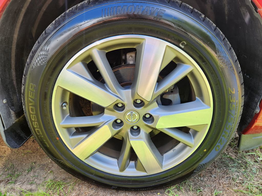 Used 2015 Nissan Pathfinder Platinum w/ Family Entertainment Package FWD image 17