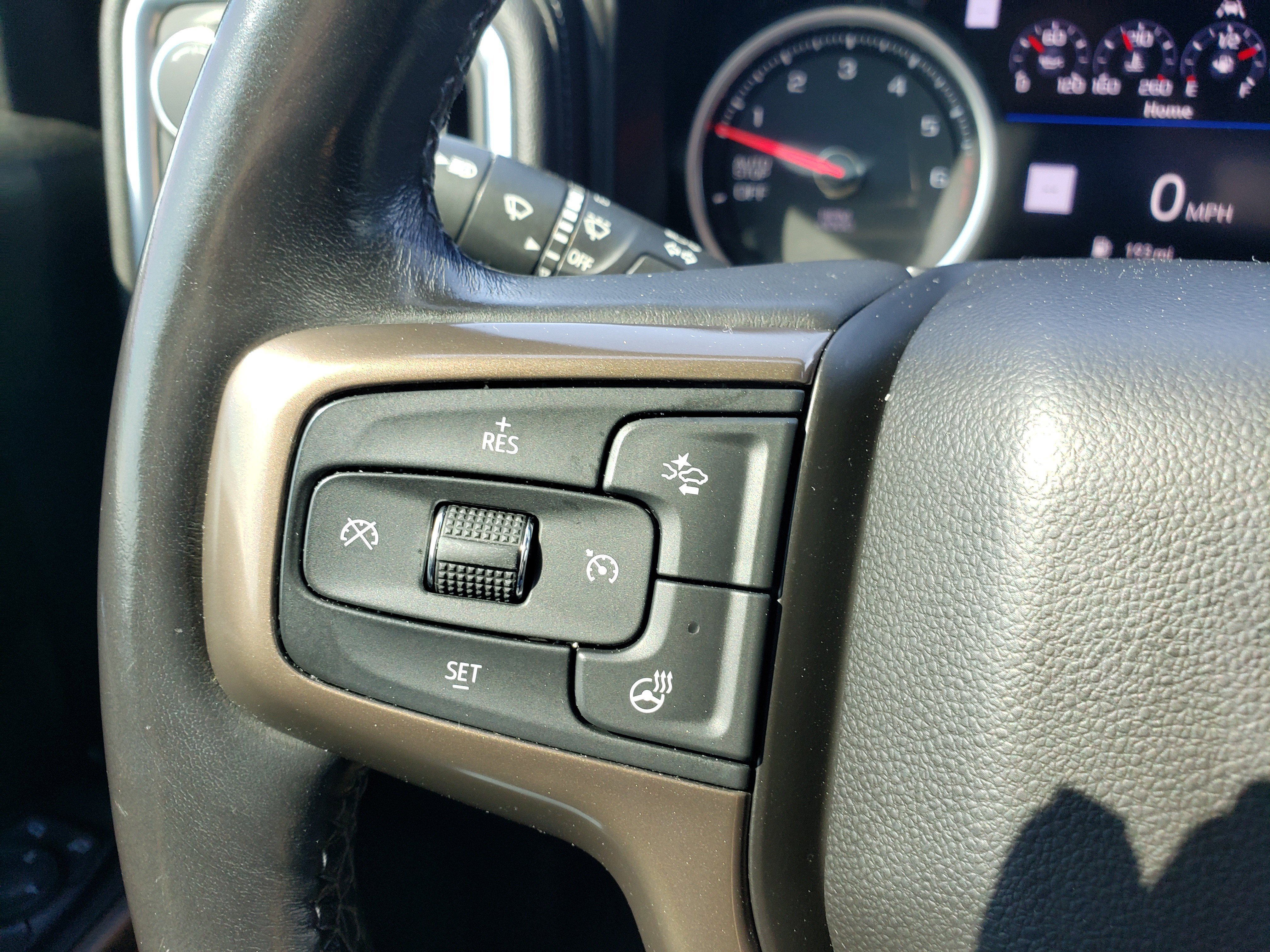 Used 2019 Chevrolet Silverado 1500 High Country w/ Technology Package image 14