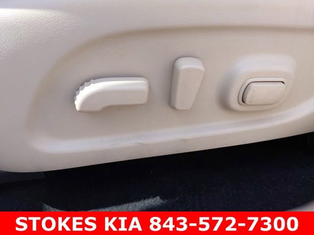 Used 2017 Nissan Pathfinder Platinum FWD image 22