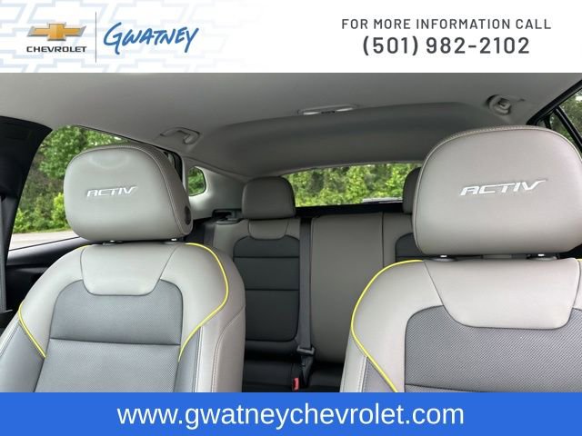 Used 2024 Chevrolet Trax ACTIV w/ Sunroof Package FWD image 27