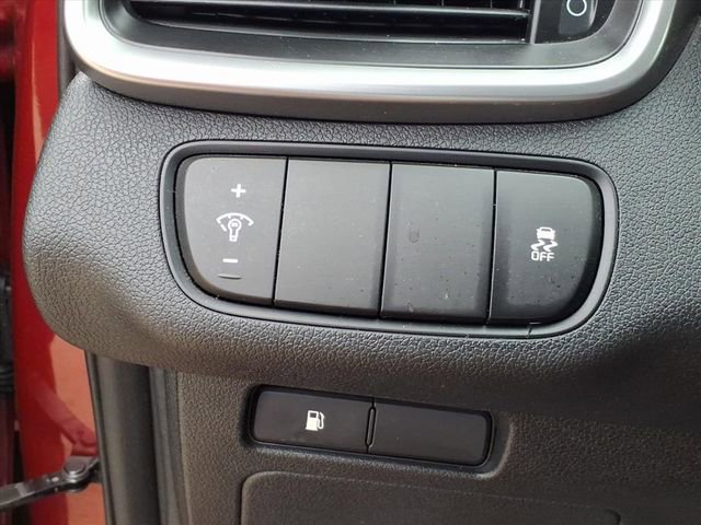 Used 2020 Kia Sorento LX image 10