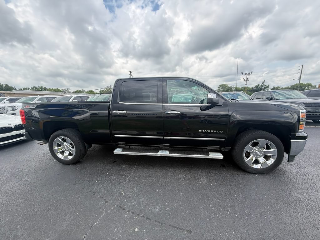 Used 2015 Chevrolet Silverado 1500 LTZ Z71 w/ LTZ Plus Package AWD/4WD image 2