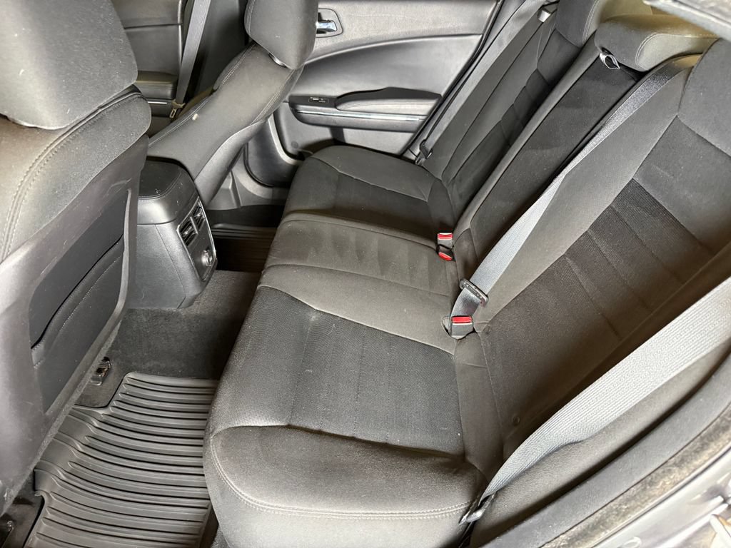 Used 2014 Dodge Charger SE RWD image 20