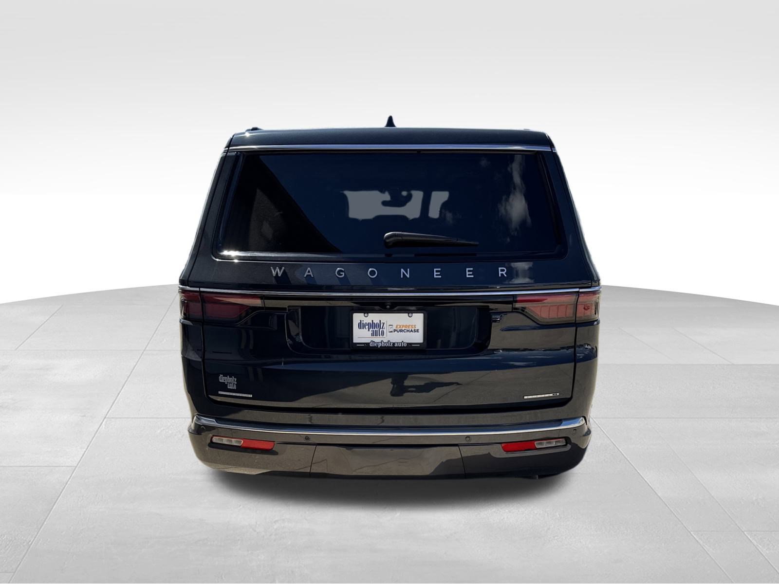 Used 2022 Jeep Wagoneer Series I w/ Premium Group I image 6