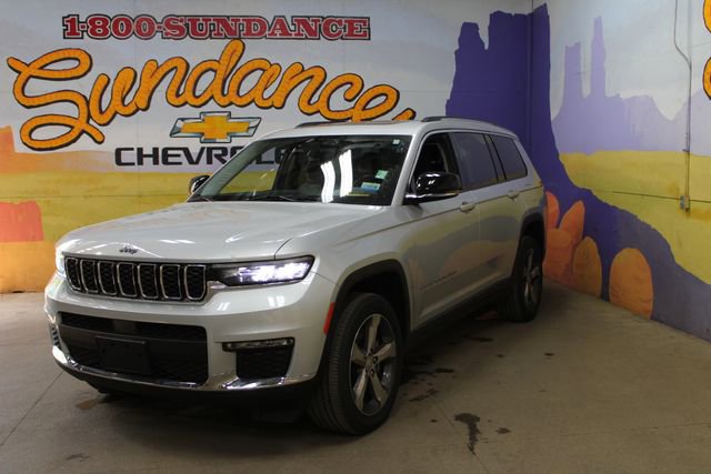 Used 2021 Jeep Grand Cherokee L Limited AWD/4WD image 2