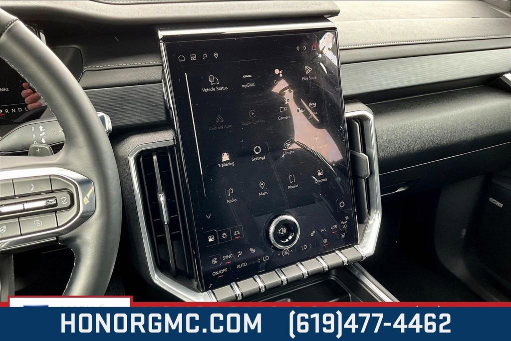 Used 2025 GMC Acadia Elevation image 9